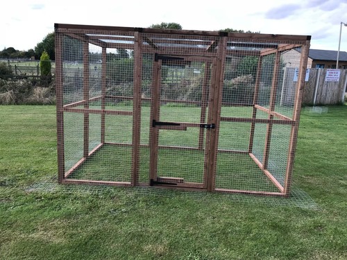Animal run pet enclosure fox - pet,